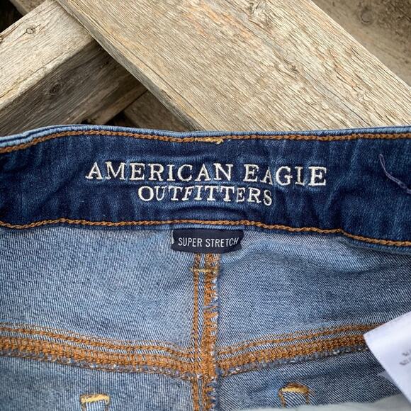 AEO Super Stretch Hi Rise Shortie crochet shorts Size 2 - Picture 3 of 6